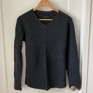 Soft Rag & Bone wool charcoal gray sweater